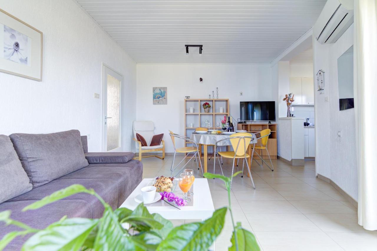 Miro Apartment Сен Екстериор снимка