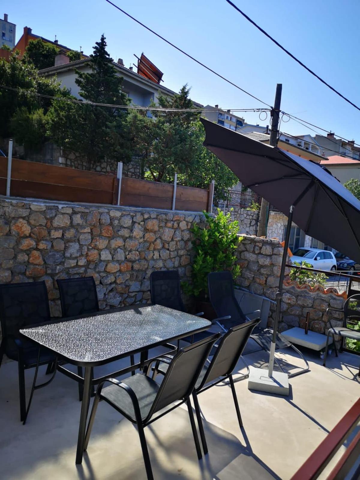 Miro Apartment Сен Екстериор снимка